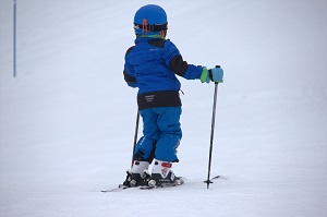 Co zabrać na narty z dzieckiem?
